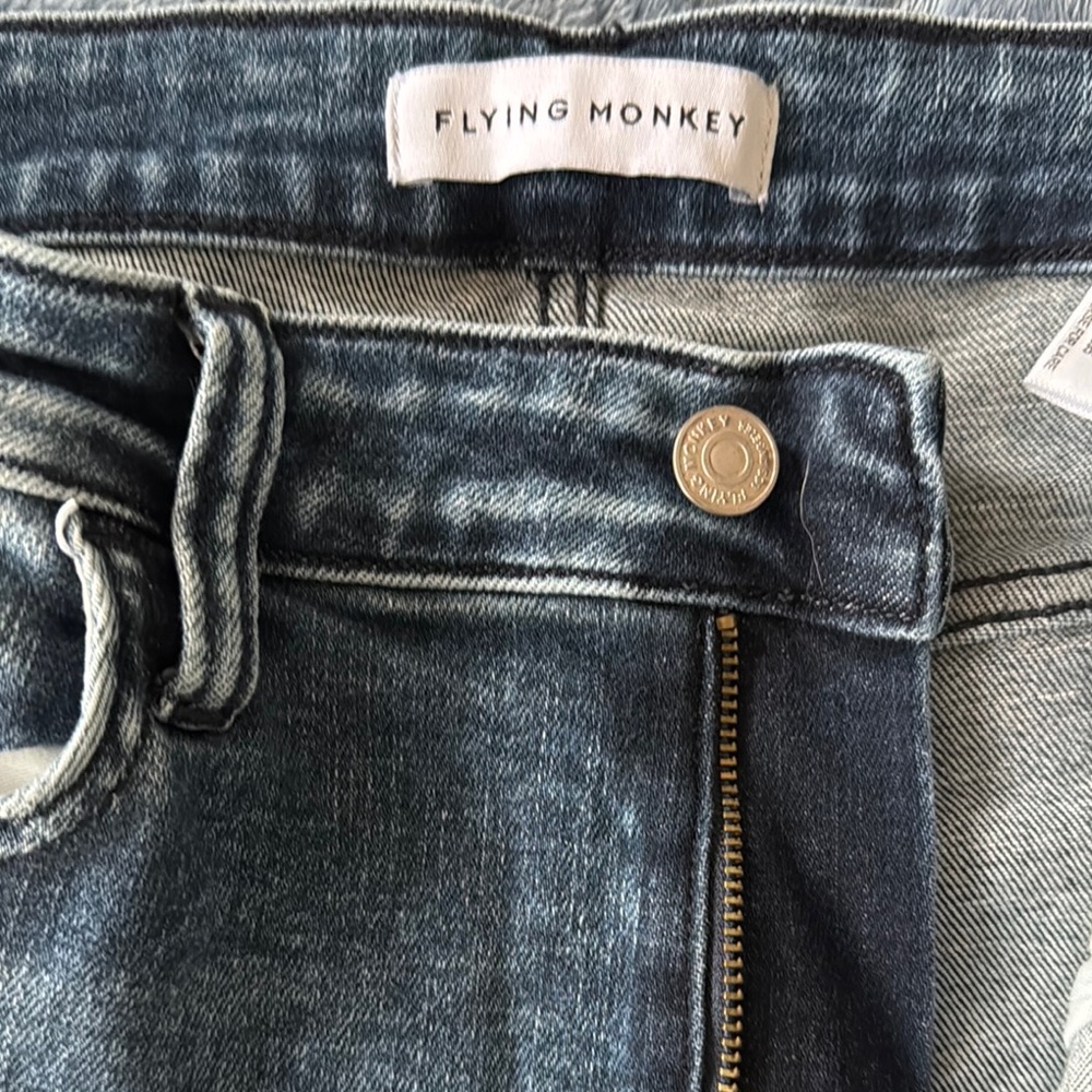 Distressed Denim Jeans - Picture 3 of 4
